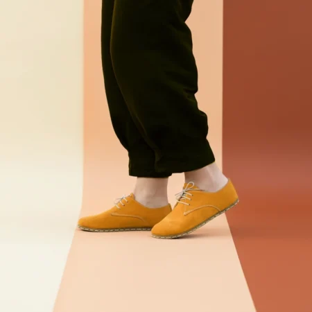 Kadın Sarı Süet Deri Barefoot Oxford Ayakkabı – Topraklamalı