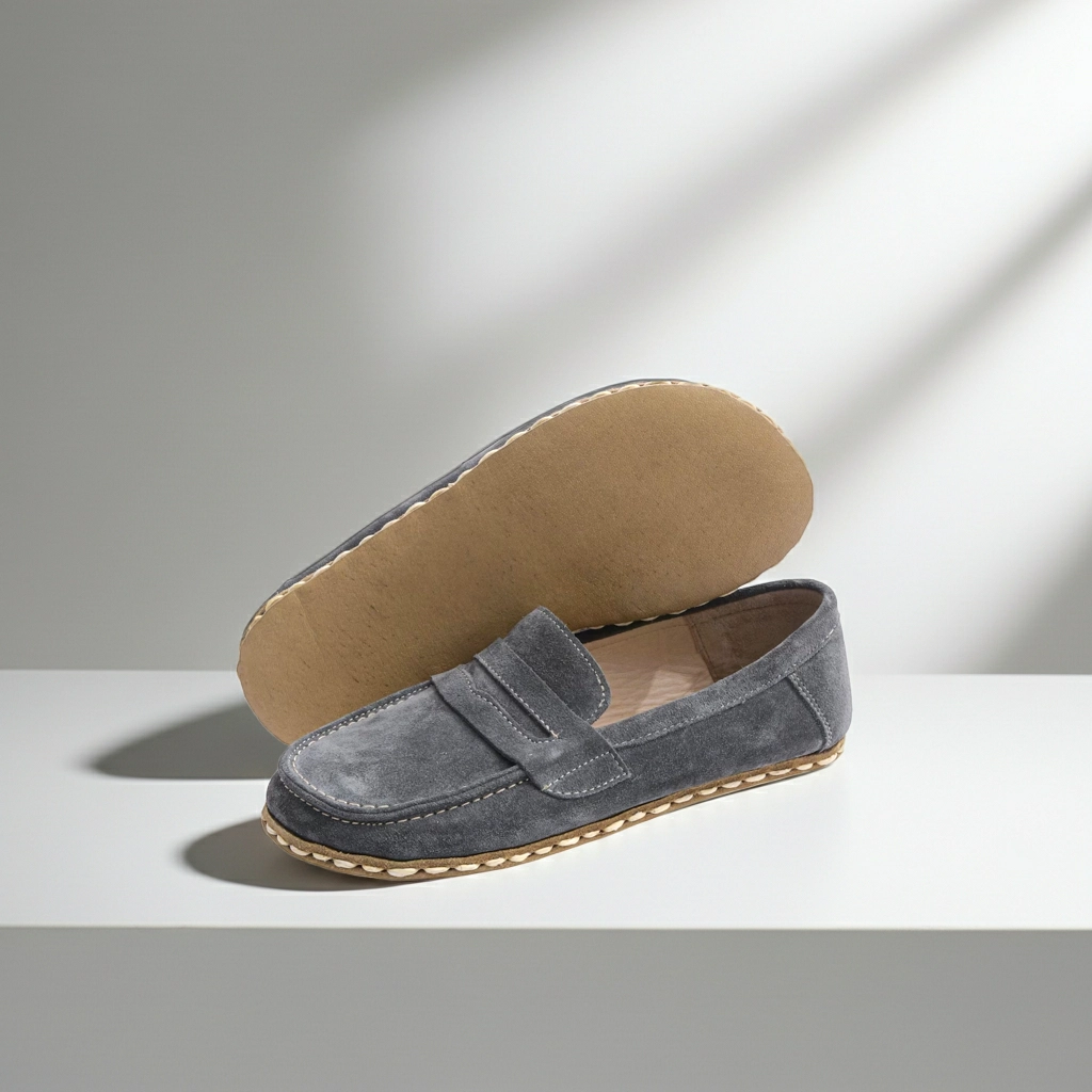 Kadın Gri Renk Süet Deri Barefoot El Yapımı Penny Loafer | Doğal Konfor ve Şık Günlük Stil