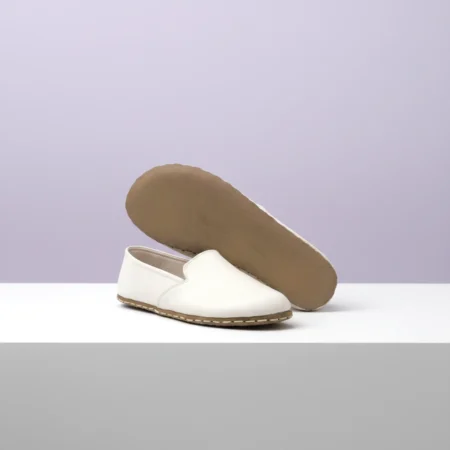 Kadın Beyaz Deri Barefoot Loafer – Topraklama Tabanlı