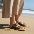 Kadın Zeytin Yeşili Deri Barefoot Çift Tokalı Terlik | El Yapımı Minimalist Terlik