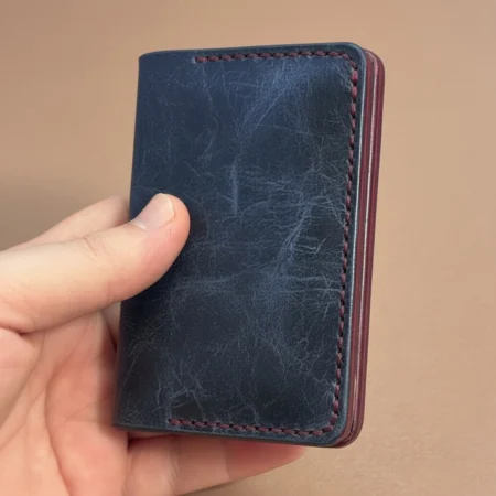 Katlanabilir Lacivert Deri Kartlık Cüzdan – 4 Bölmeli | El İmalatı Özel Tasarım – Unisex